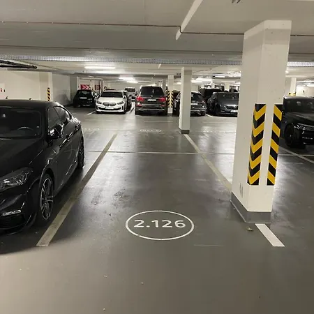 Sag Sky Park Free Parking And Wi-fi * 布拉迪斯拉发