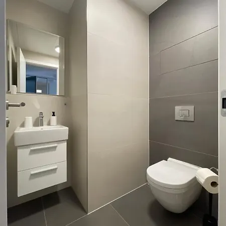 Sag Sky Park Free Parking And Wi-fi * 布拉迪斯拉发