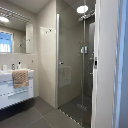 Apartmán Sag Sky Park Free Parking And Wi-fi Bratislava
