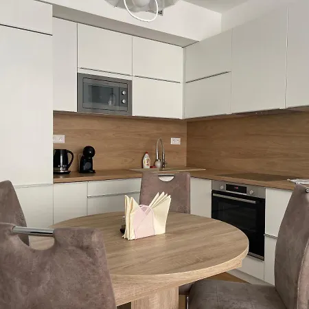 Sag Sky Park Free Parking And Wi-fi Apartmán Bratislava